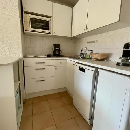 Climatise 2 Pieces Cabine, 4 Couchages, Proche Et Centre, - Fr-1-226b-171 Daire Cavalaire-sur-Mer